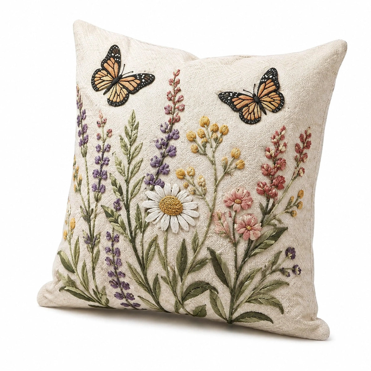 Cojín cuadrado 45 x 45 cm de tejido beige con bordado floral y mariposas estilo campestre